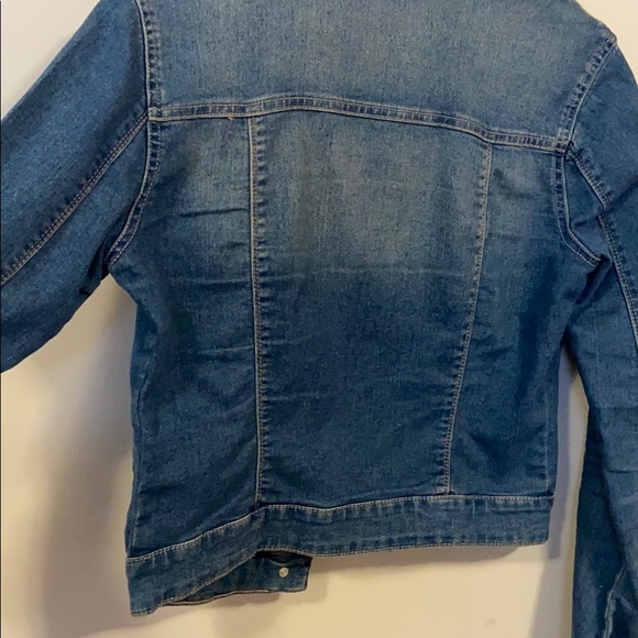 blue denim jacket - Picture 4 of 4